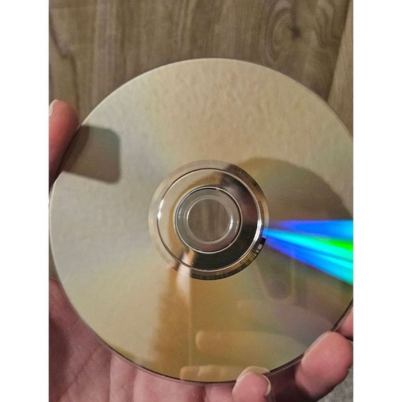 District 9 (Single-Disc Edition) Pre-owned Untested SYFi Aliens Movies - Picture 4 of 4